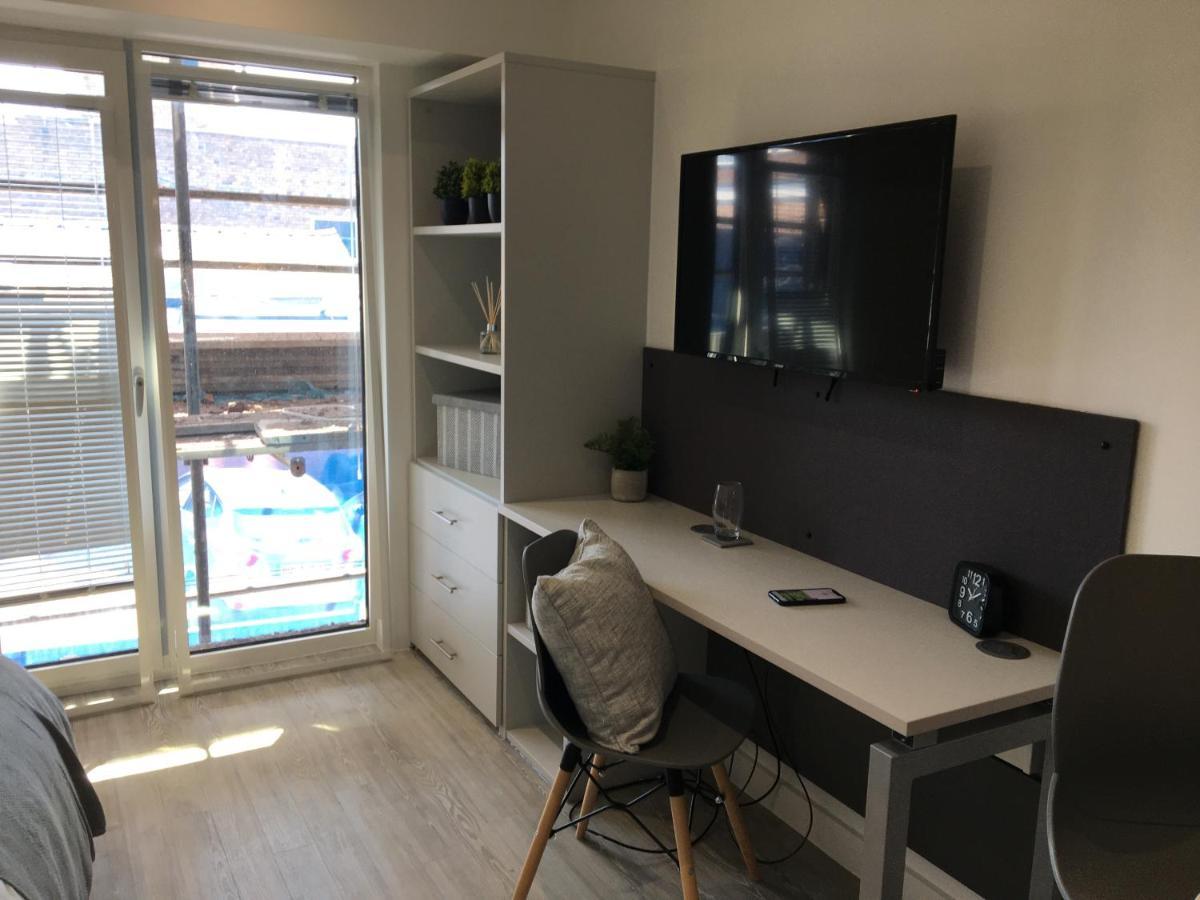 Modern Studios, Newcastle Under Lyme - Sk Eksteriør bilde